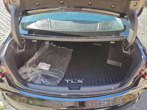 Certified 2025 Acura TLX w/ Technology Package image 29