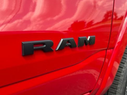 Used 2025 RAM 1500 Big Horn AWD/4WD image 17