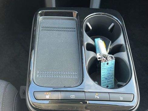 New 2026 Hyundai Ioniq 5 SE image 31