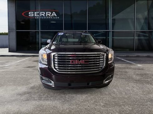 Used 2017 GMC Yukon SLT w/ Premium Edition AWD/4WD image 6