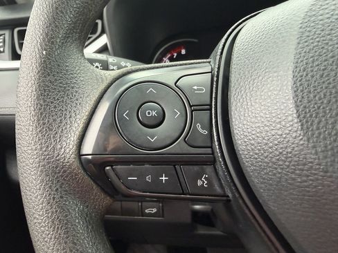 Used 2025 Toyota RAV4 XLE w/ Convenience Package AWD/4WD image 26