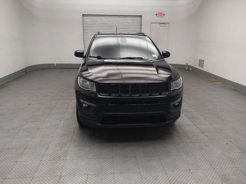 Used 2019 Jeep Compass Latitude FWD image 14