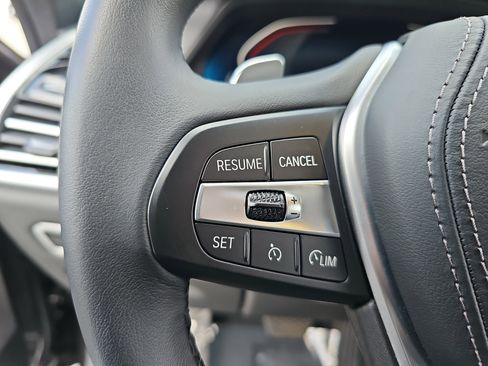 Used 2023 BMW X6 xDrive40i w/ Premium Package image 17