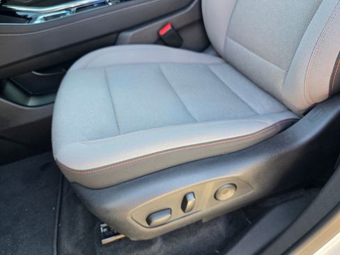 Certified 2024 Chevrolet Traverse LT image 12