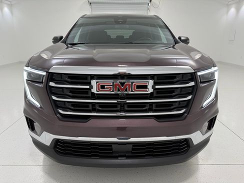 Used 2025 GMC Acadia Elevation image 2