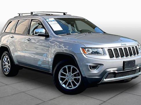 Used 2015 Jeep Grand Cherokee Limited w/ Trailer Tow Group IV AWD/4WD image 3