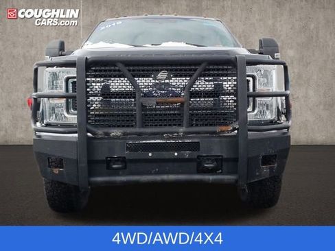 Used 2019 Ford F250 XL w/ STX Appearance Package image 3