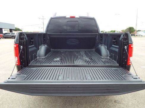 Used 2015 Ford F150 XLT w/ Equipment Group 302A Luxury image 9