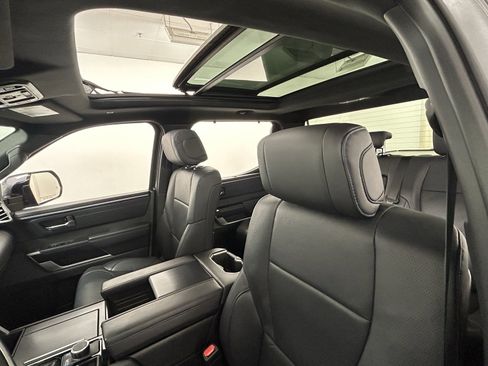 Used 2024 Toyota Tundra Platinum image 31