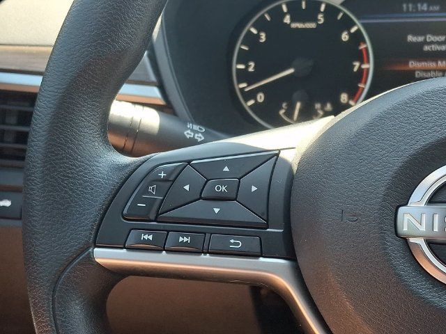 Used 2023 Nissan Altima 2.5 SV FWD image 22