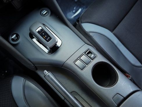 Used 2024 Nissan Z Sport w/ Floor Mat Package image 32