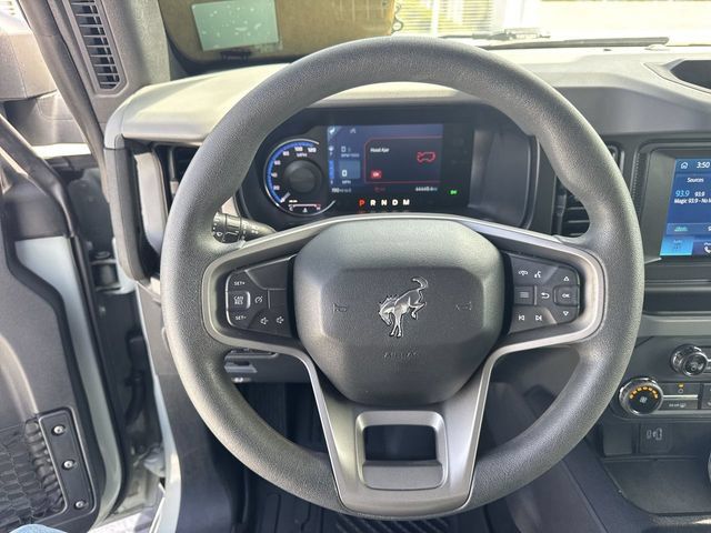 Used 2022 Ford Bronco 4-Door AWD/4WD image 14