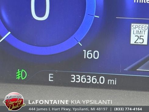 Used 2020 Ford Escape Titanium w/ Titanium Premium Package 2.0 AWD/4WD image 14