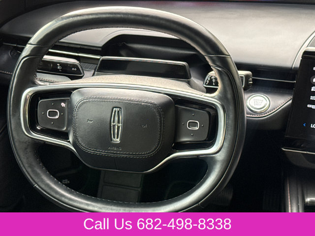 Used 2025 Lincoln Nautilus Reserve w/ Jet Appearance Package AWD/4WD image 13