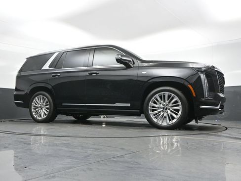 Used 2025 Cadillac Escalade Premium Luxury w/ Touring Package image 51