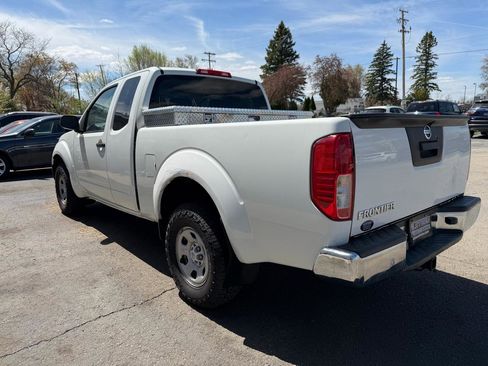 Used 2013 Nissan Frontier S RWD image 5