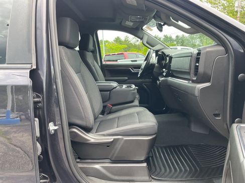 Used 2023 Chevrolet Silverado 1500 LT AWD/4WD image 34