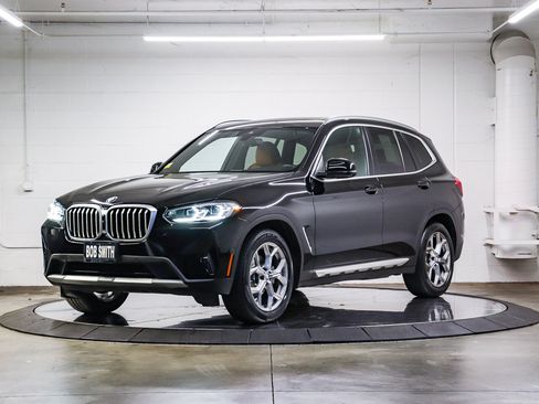 Certified 2024 BMW X3 sDrive30i w/ Convenience Package RWD image 3