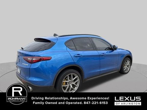 Used 2018 Alfa Romeo Stelvio Ti Sport AWD/4WD image 5