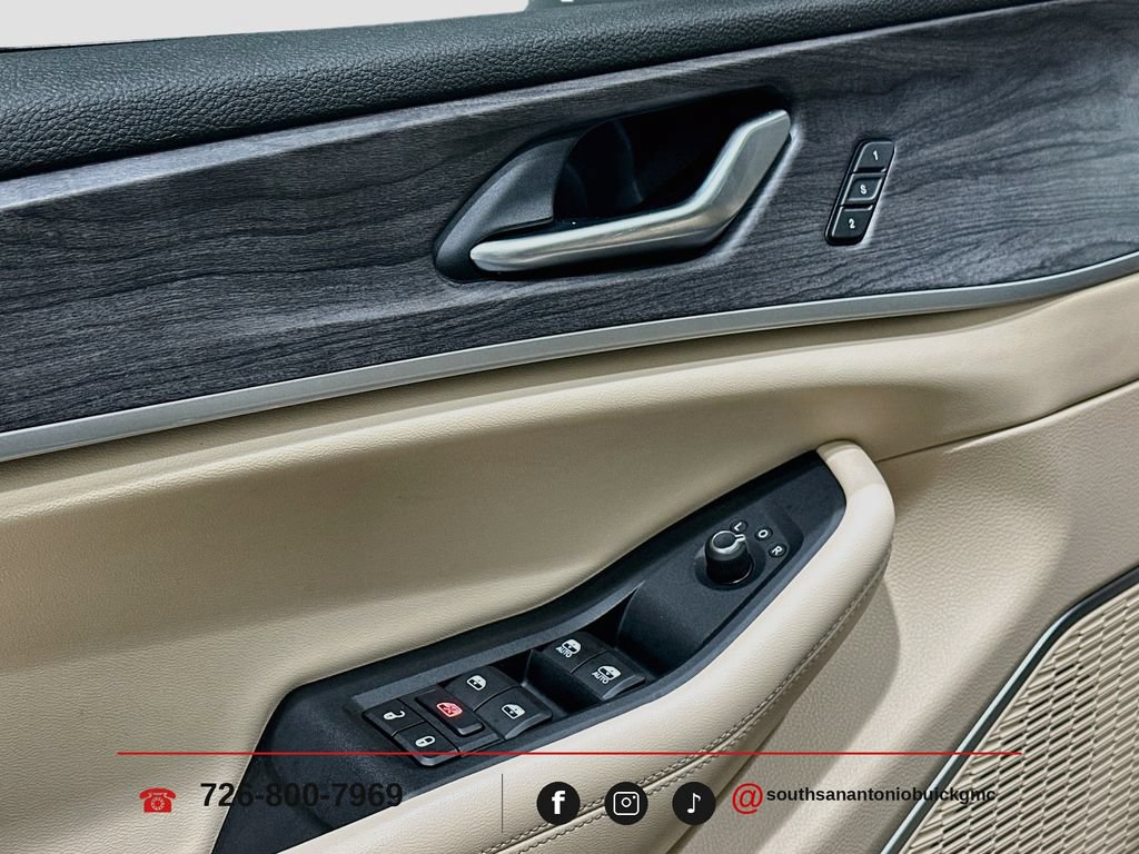 Used 2022 Jeep Grand Cherokee L Limited RWD image 19