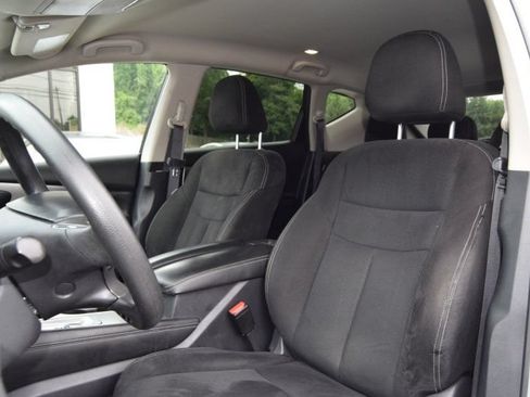 Used 2019 Nissan Murano S AWD/4WD image 19