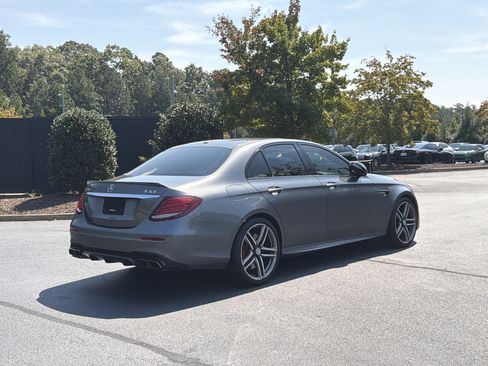 Used 2018 Mercedes-Benz E 63 AMG S image 3