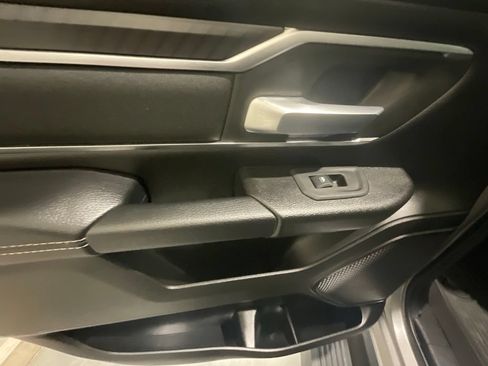Used 2025 RAM 1500 Big Horn AWD/4WD image 11