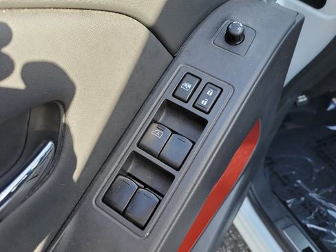 Used 2022 Nissan Frontier Pro-X w/ Technology Package image 17