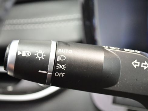 Used 2023 INFINITI QX60 Luxe w/ Performance Audio Package image 25