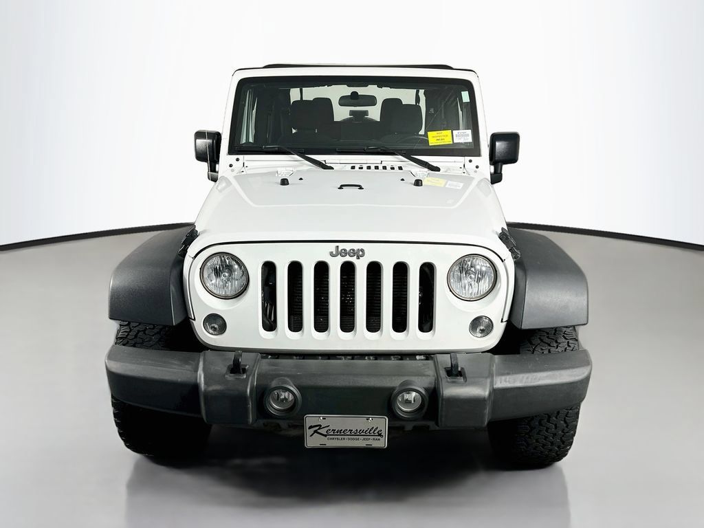 Used 2015 Jeep Wrangler Sport w/ Connectivity Group AWD/4WD image 2
