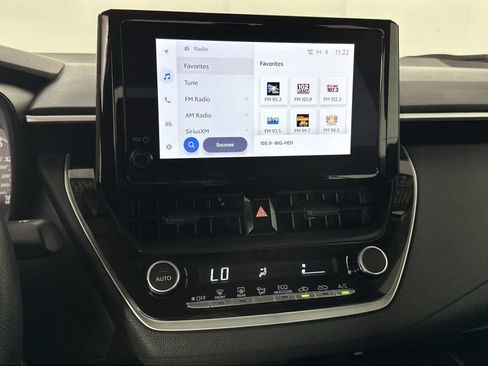 Used 2025 Toyota Corolla LE FWD image 20