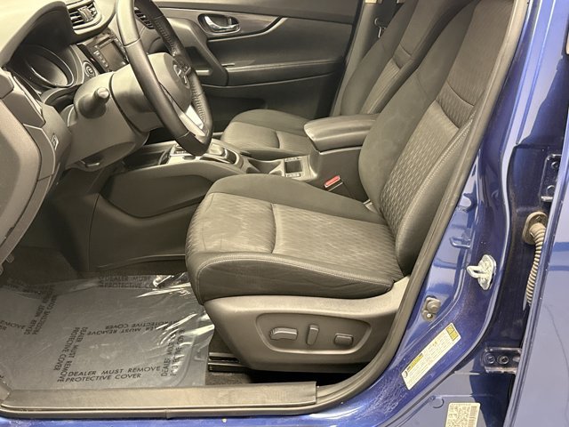 Used 2020 Nissan Rogue SV AWD/4WD image 11