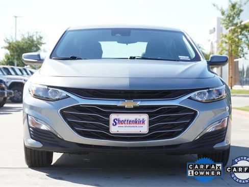 Used 2024 Chevrolet Malibu LT image 2