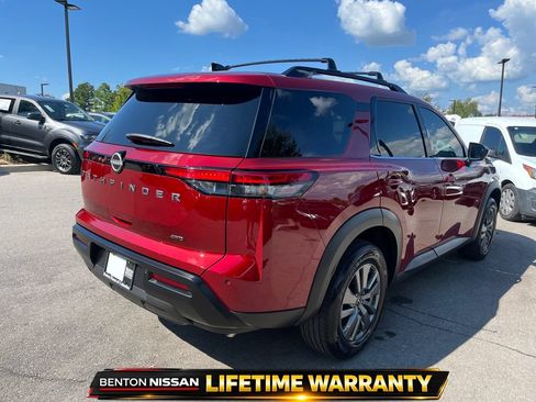 Certified 2026 Nissan Pathfinder SV AWD/4WD image 7