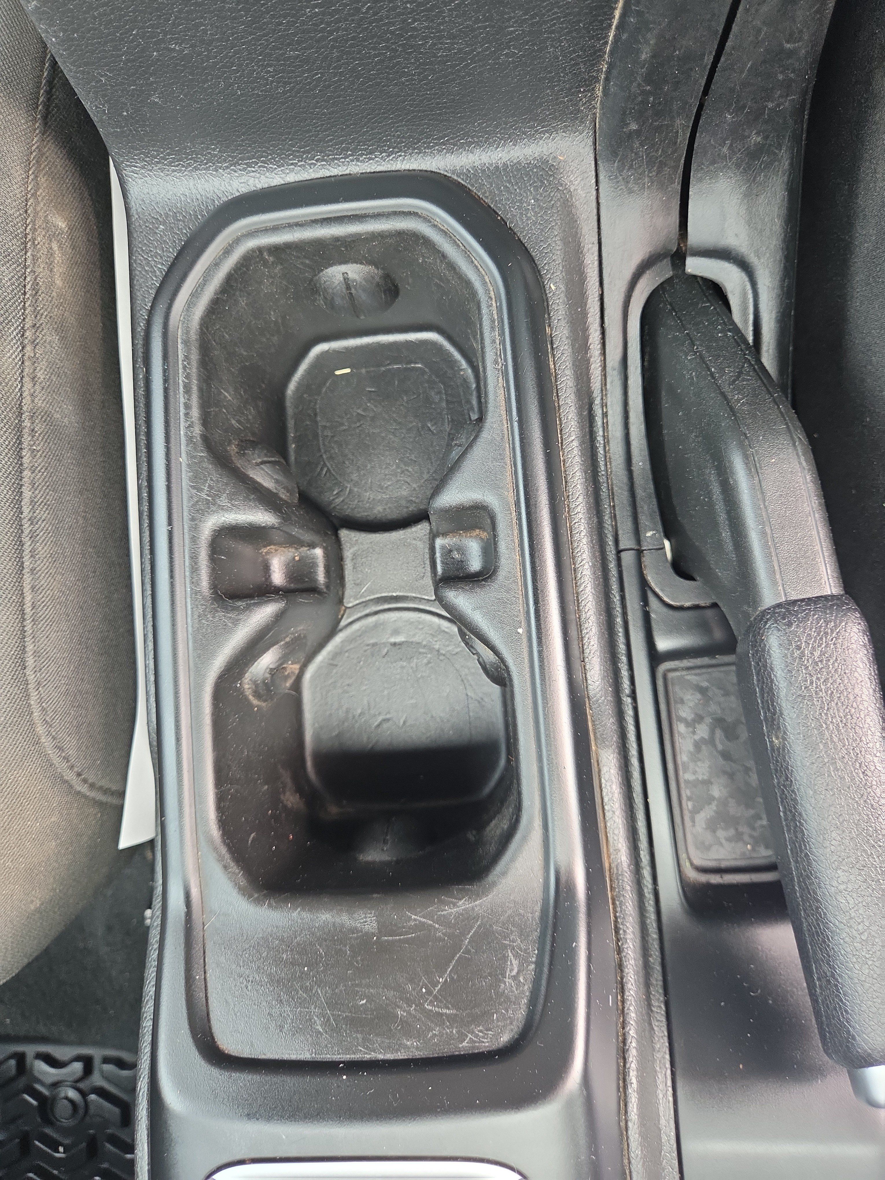 Used 2022 Jeep Wrangler Sport AWD/4WD image 8
