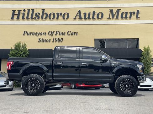 Used 2017 Ford F150 XLT w/ Equipment Group 302A Luxury AWD/4WD image 4