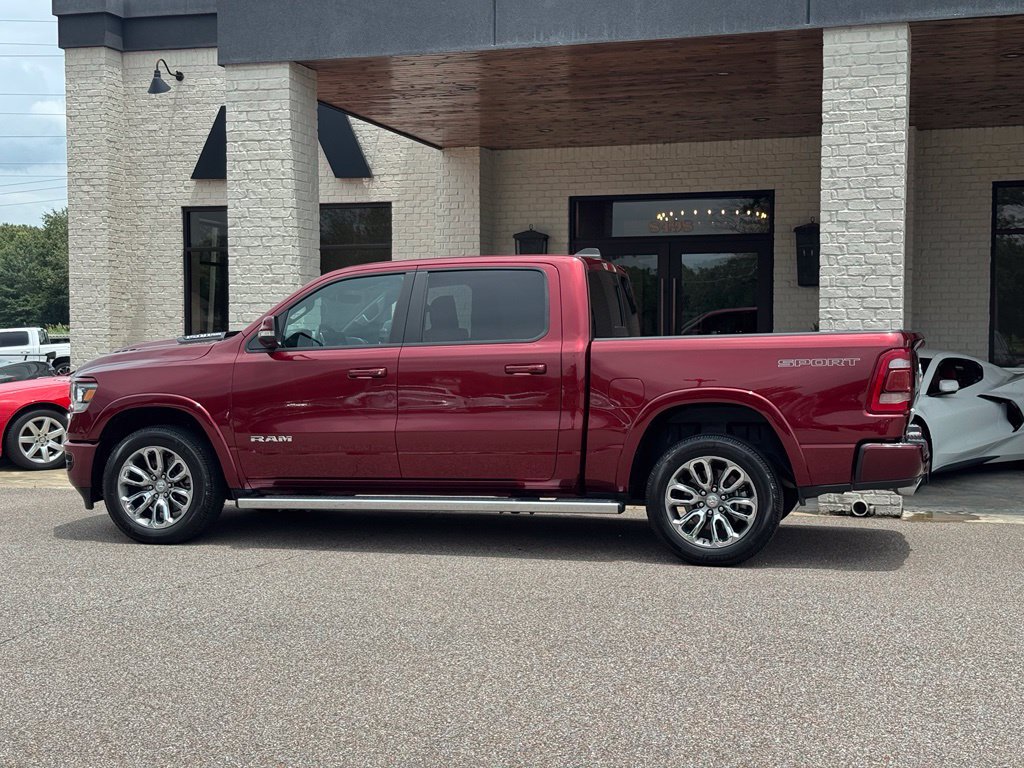 Used 2021 RAM 1500 Laramie w/ Sport Appearance Package AWD/4WD image 8