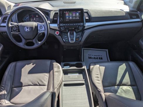 Used 2018 Honda Odyssey Elite image 16
