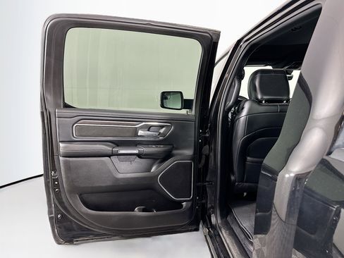 Used 2025 RAM 1500 Laramie image 26