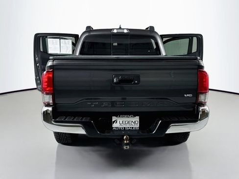 Used 2019 Toyota Tacoma TRD Off-Road AWD/4WD image 23