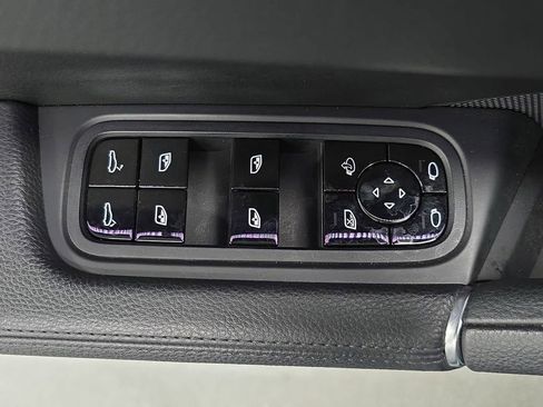 Certified 2021 Porsche Cayenne Coupe AWD/4WD image 24