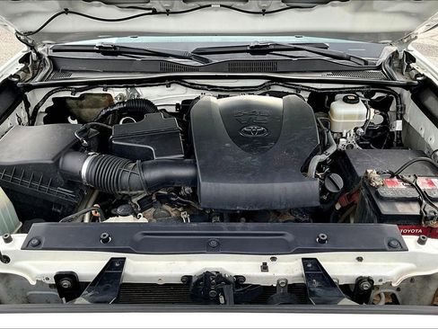 Used 2018 Toyota Tacoma TRD Pro image 31