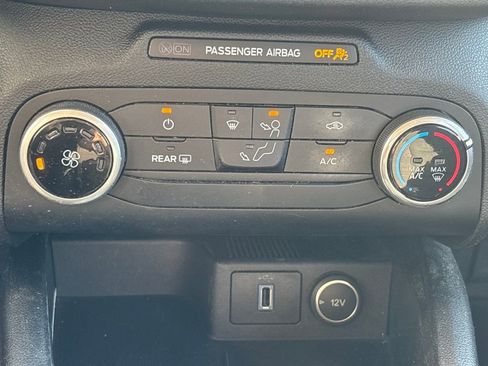 Used 2020 Ford Escape S image 12