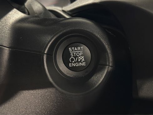 Used 2023 FIAT 500X Sport w/ Technology Group AWD/4WD image 32