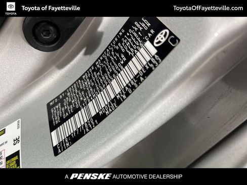 Used 2023 Toyota Corolla LE image 32