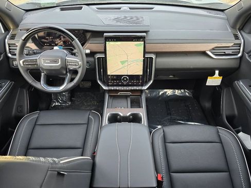 Certified 2026 GMC Acadia Denali w/ Super Cruise Package AWD/4WD image 28