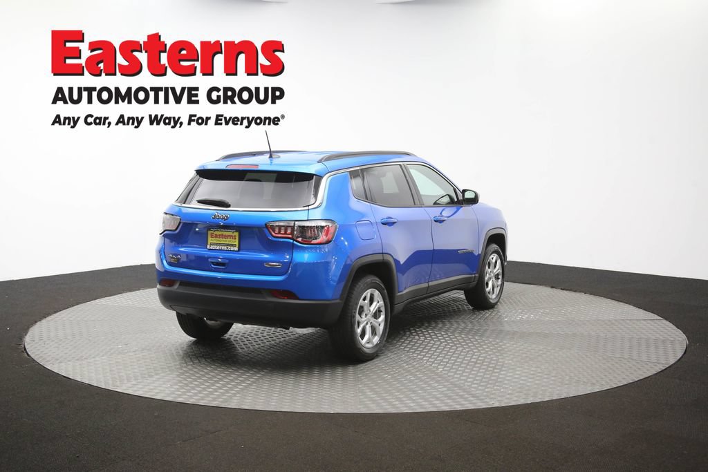 Used 2024 Jeep Compass Latitude AWD/4WD image 40