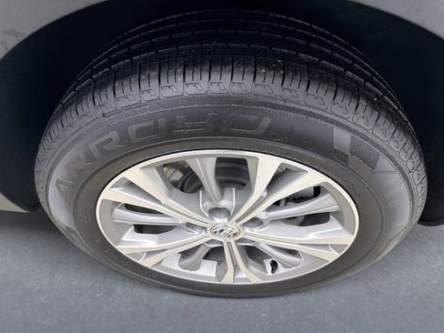 Used 2023 Buick Envision Preferred image 20