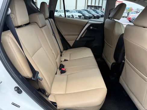 Used 2013 Toyota RAV4 Limited AWD/4WD image 29