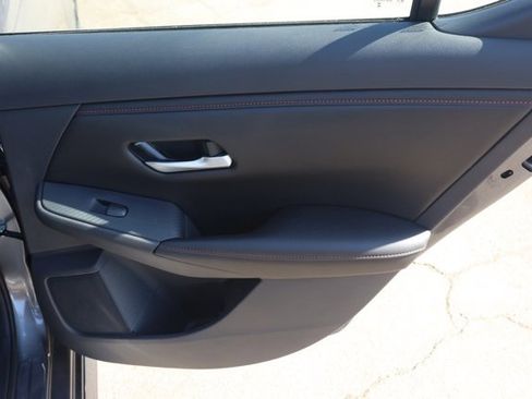 New 2025 Nissan Sentra 2.0 SR image 18